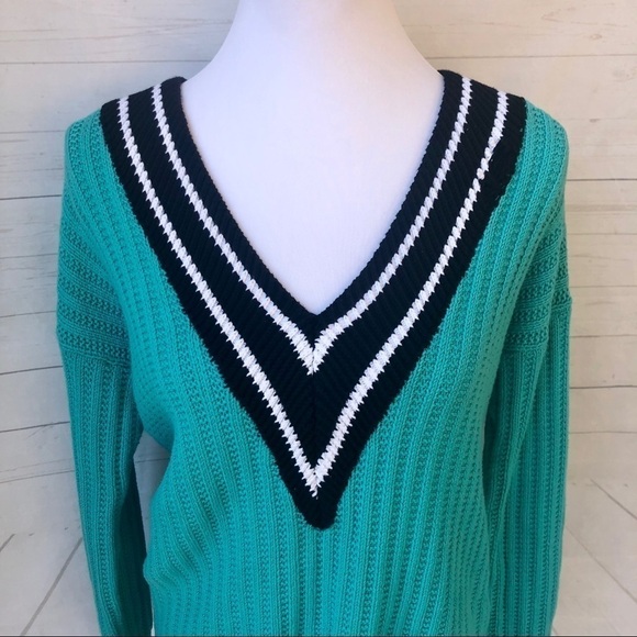 Kenar Knit v neck sweater Size S… - Picture 2 of 7
